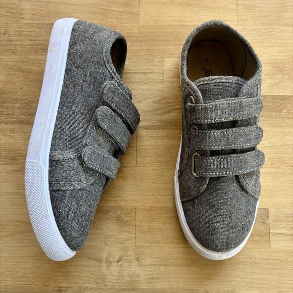 Fabkids Casual School Shoes Easy closure Multi Strap Sneaker Grey size US 4 - Picture 8 of 12